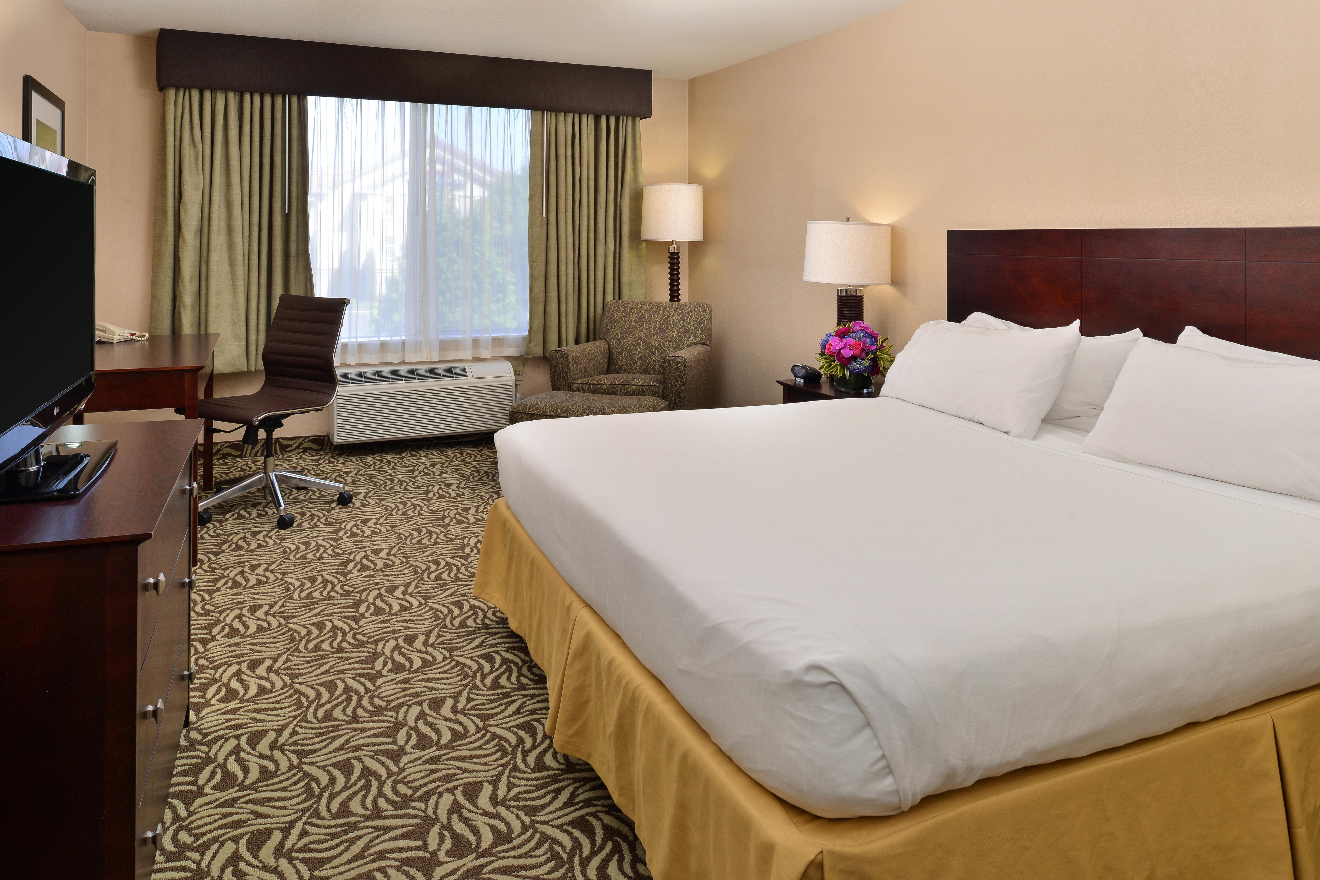 Holiday Inn Express Fresno River Park Highway 41 By Ihg Exterior photo