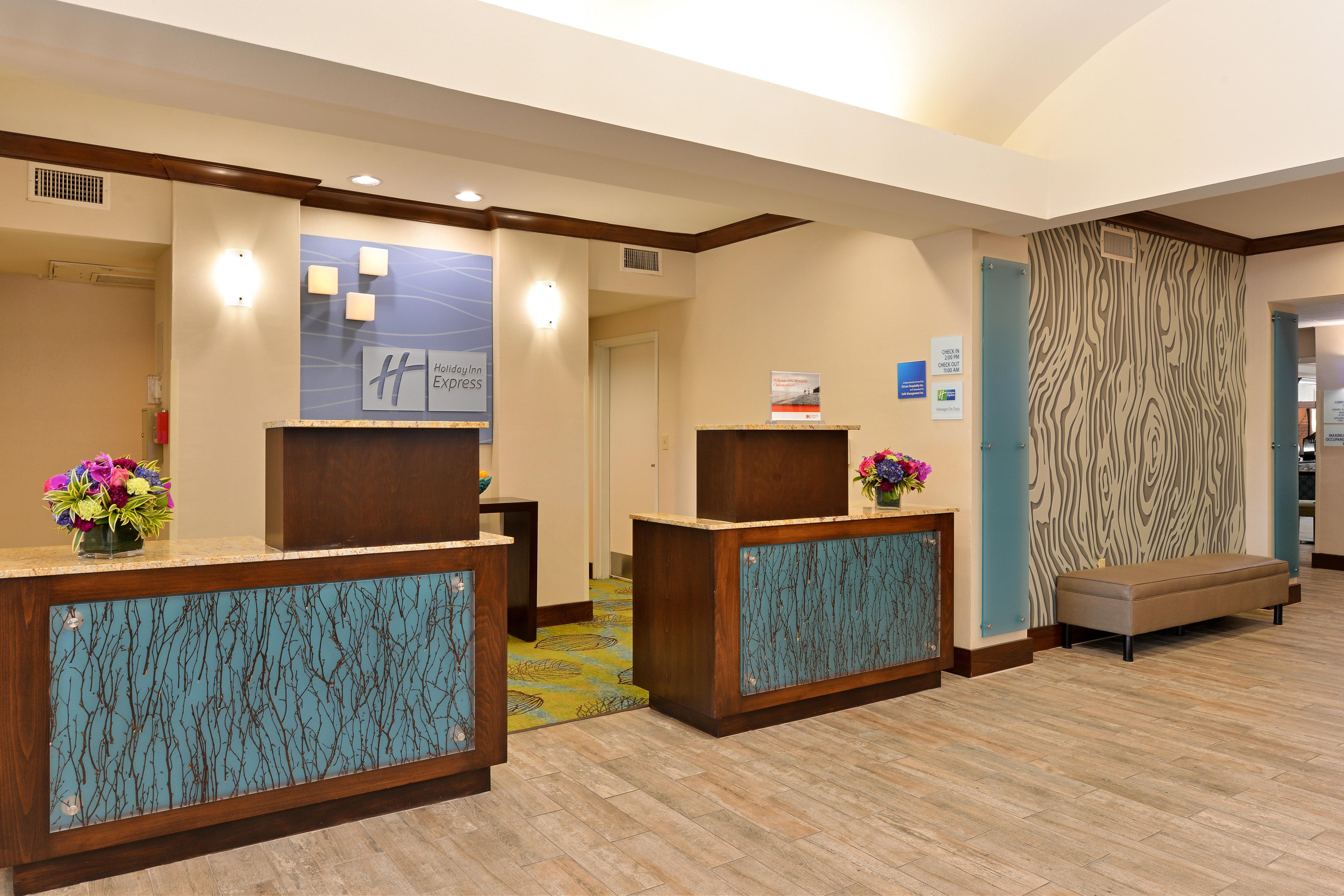 Holiday Inn Express Fresno River Park Highway 41 By Ihg Exterior photo
