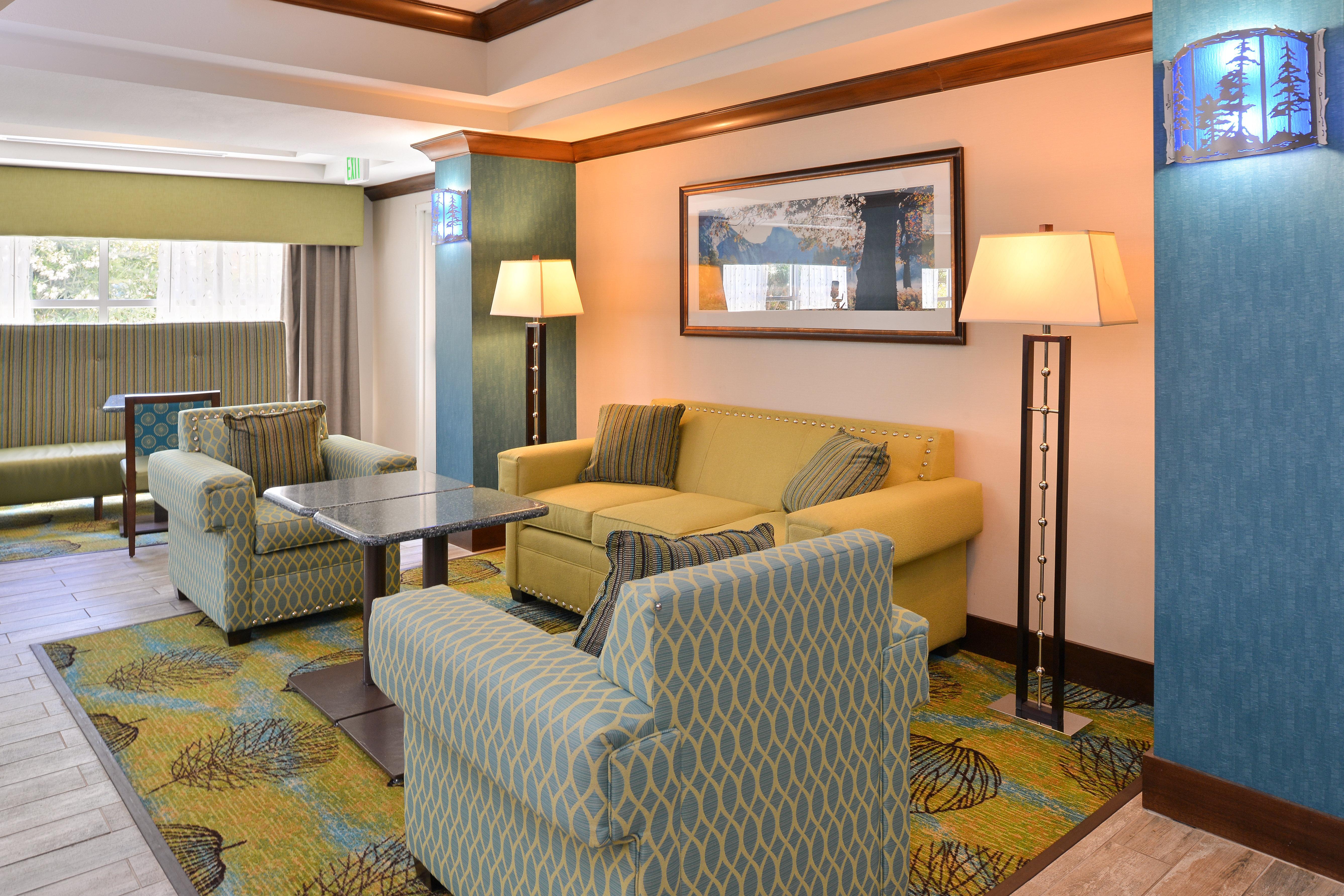 Holiday Inn Express Fresno River Park Highway 41 By Ihg Exterior photo