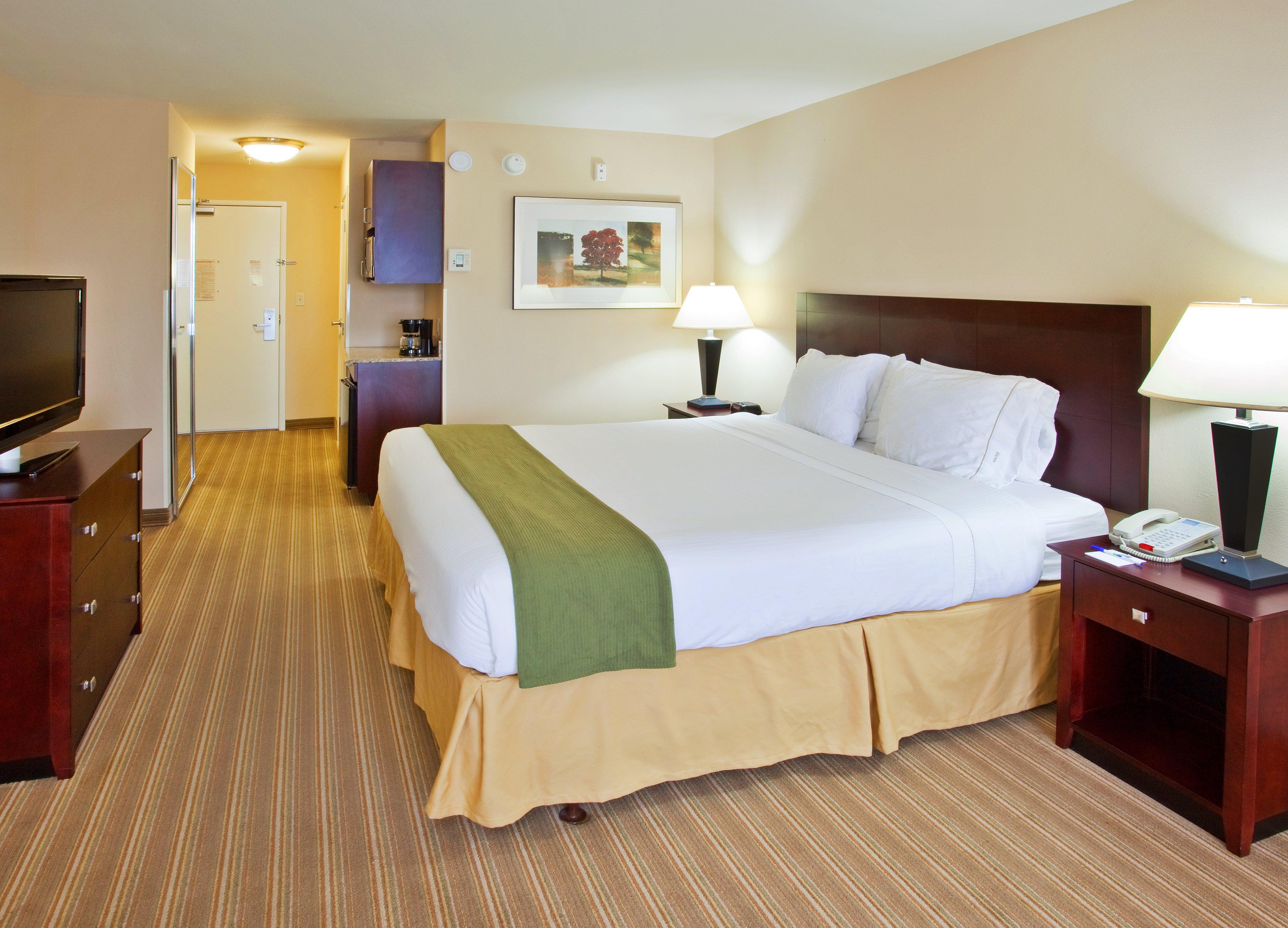 Holiday Inn Express Fresno River Park Highway 41 By Ihg Exterior photo