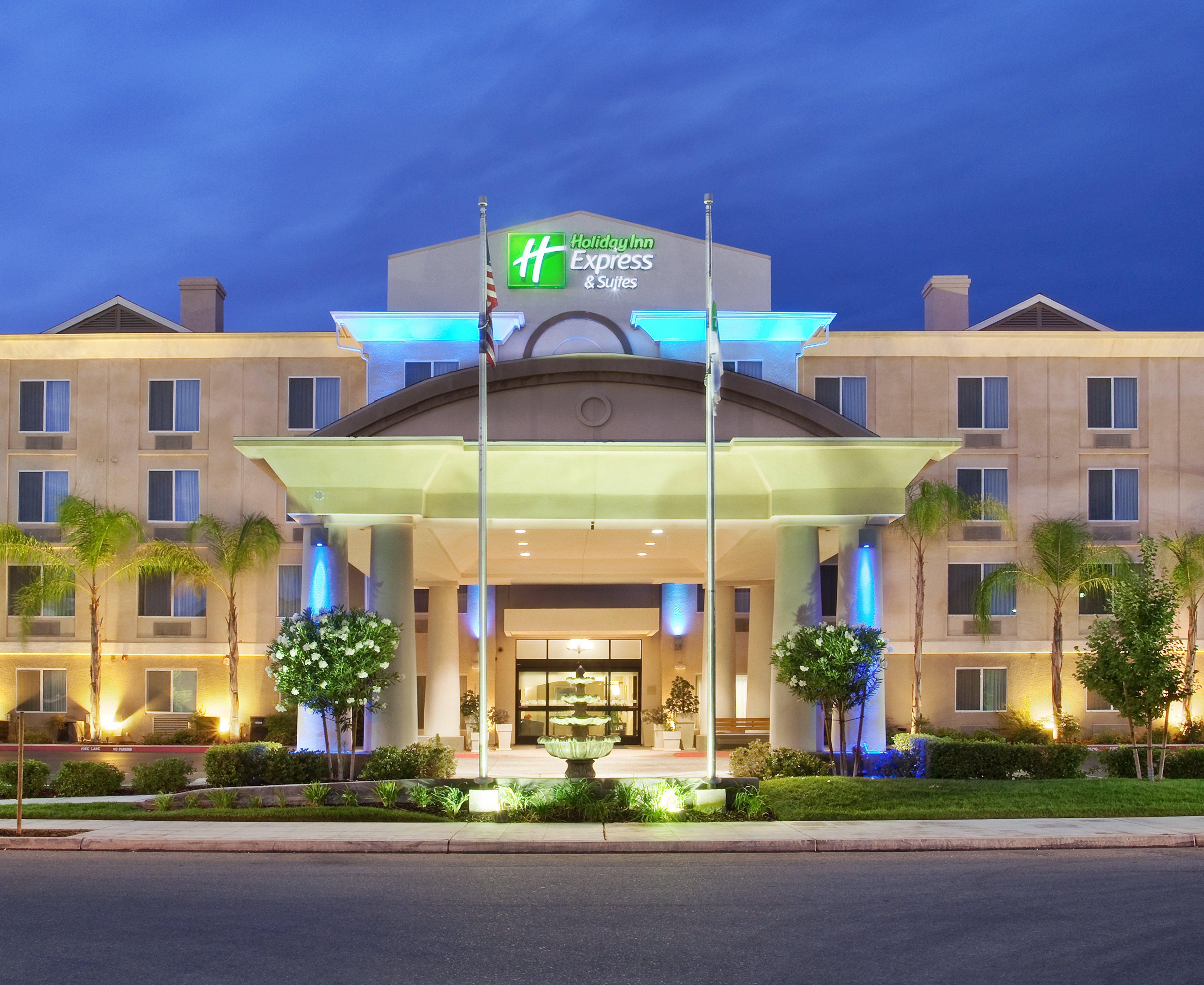 Holiday Inn Express Fresno River Park Highway 41 By Ihg Exterior photo