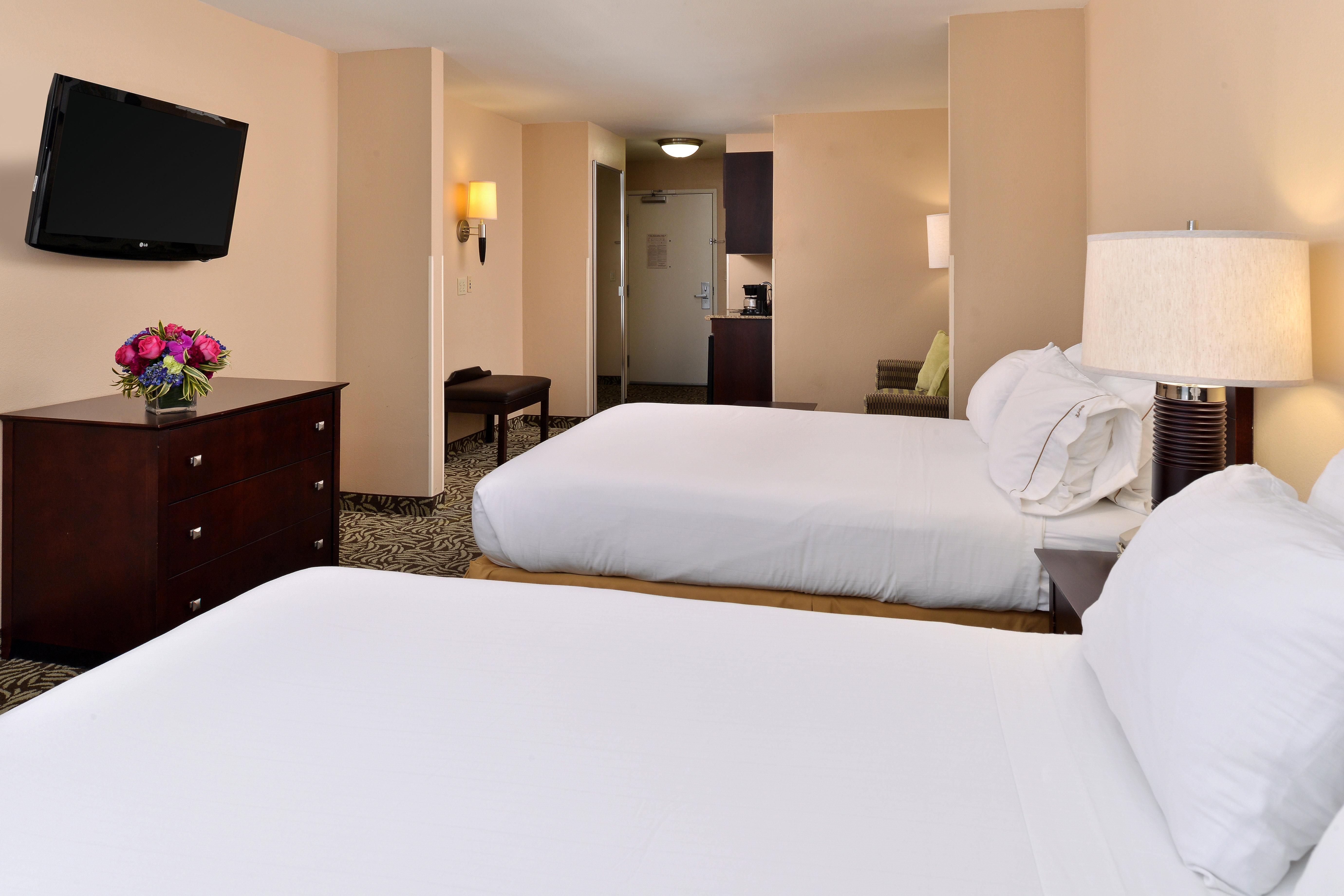 Holiday Inn Express Fresno River Park Highway 41 By Ihg Exterior photo