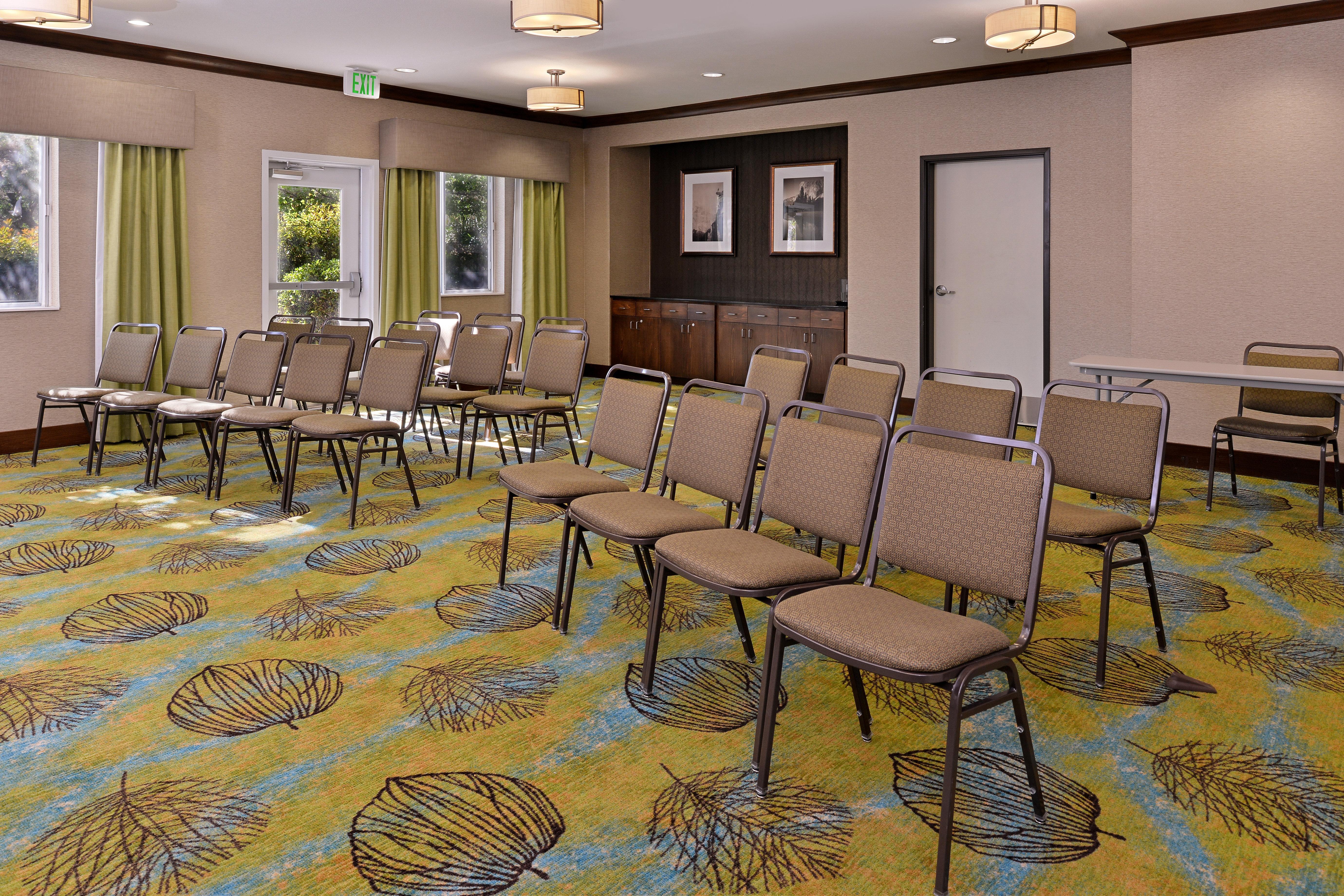 Holiday Inn Express Fresno River Park Highway 41 By Ihg Exterior photo