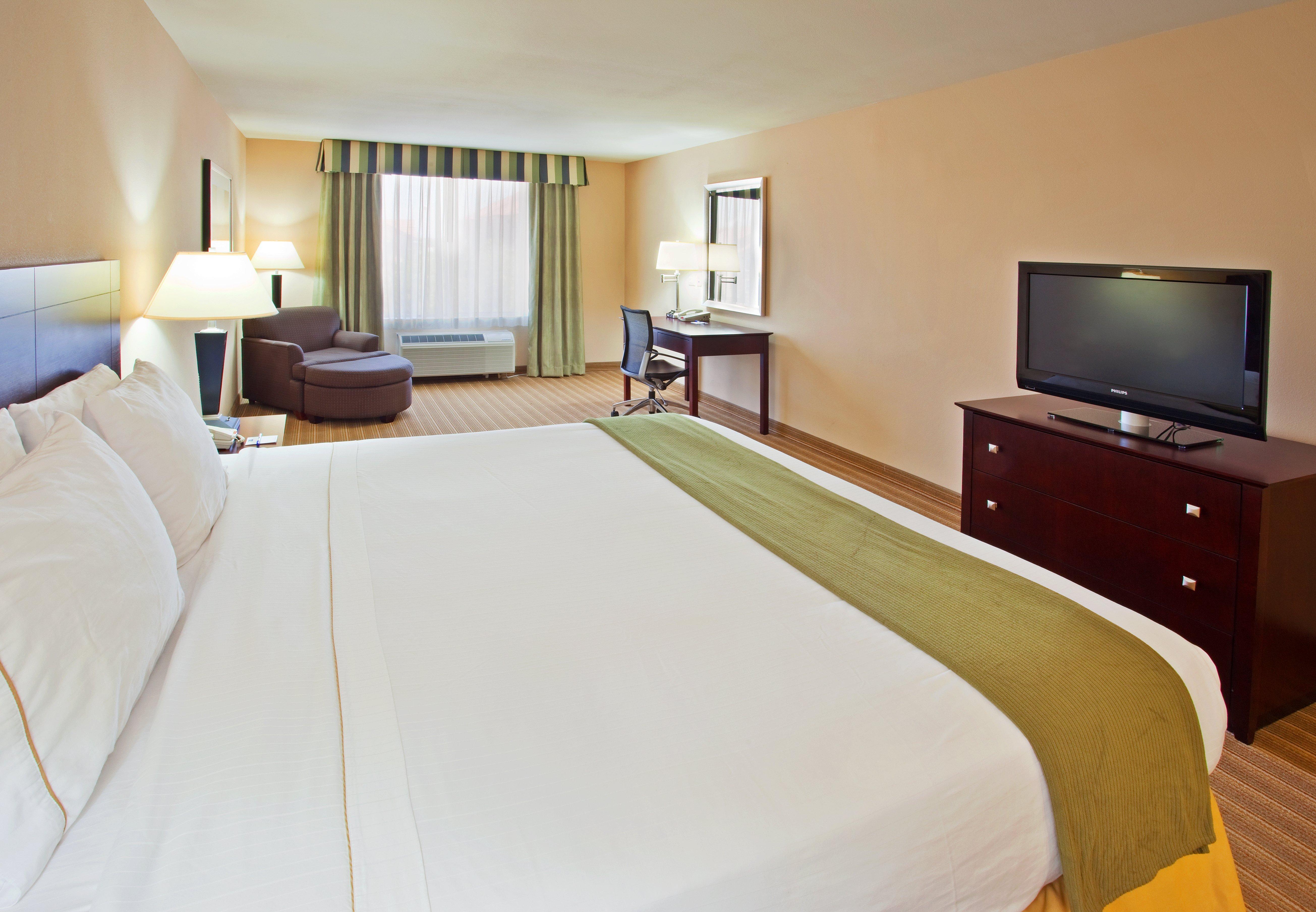 Holiday Inn Express Fresno River Park Highway 41 By Ihg Room photo
