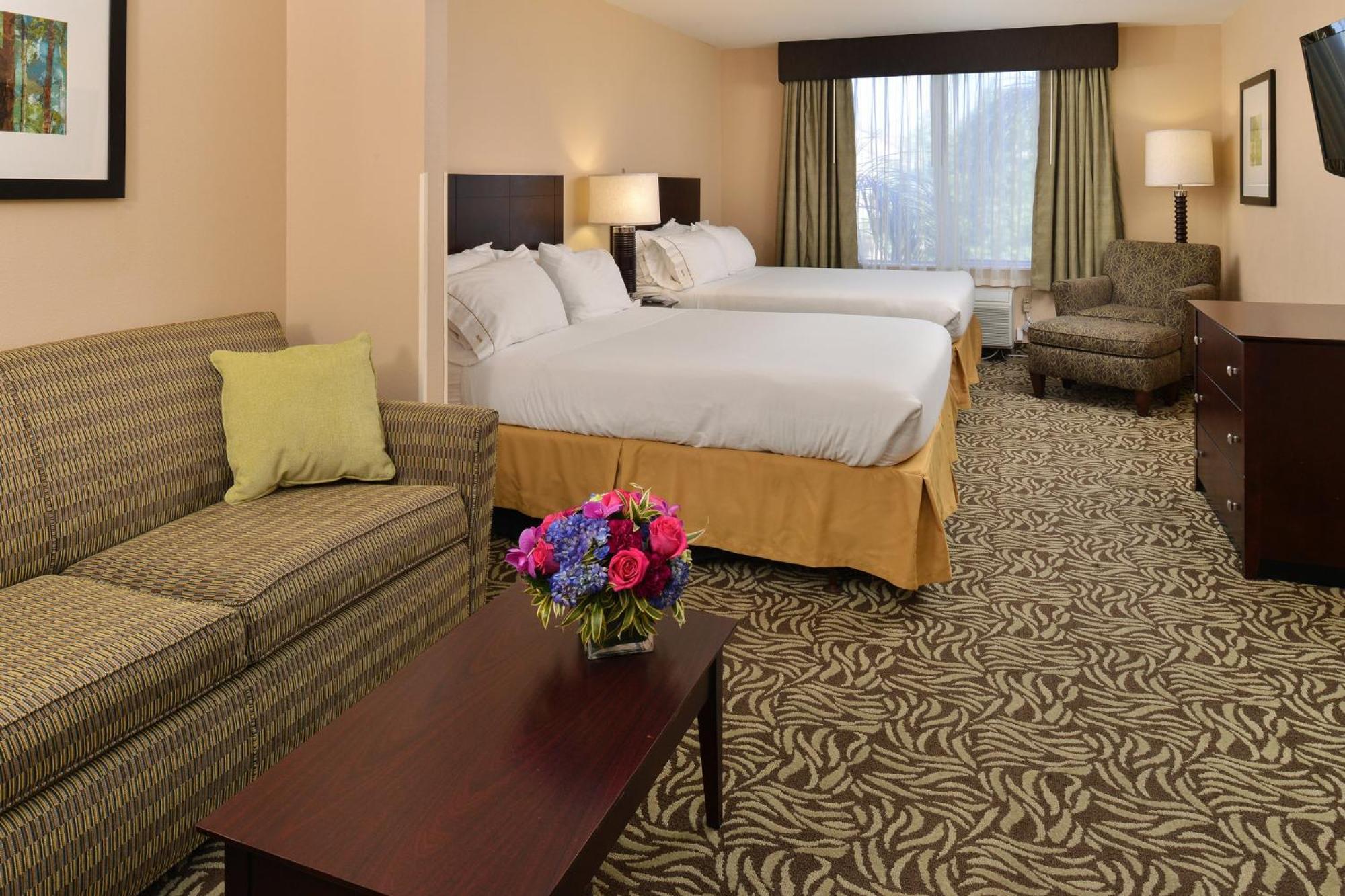 Holiday Inn Express Fresno River Park Highway 41 By Ihg Exterior photo