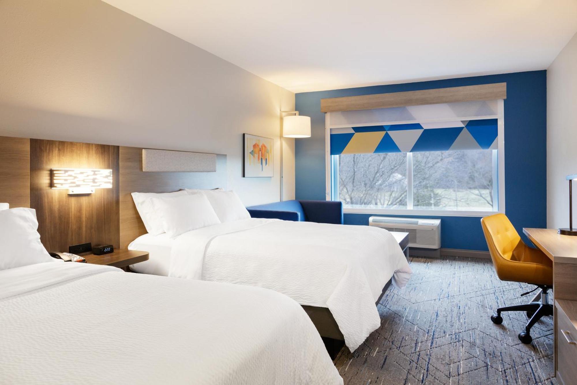 Holiday Inn Express Fresno River Park Highway 41 By Ihg Exterior photo